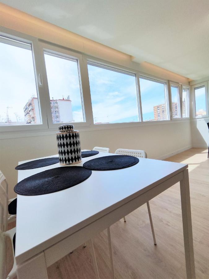 Aljarafe Central Square - By Pro Apartments San Juan de Aznalfarache Ngoại thất bức ảnh